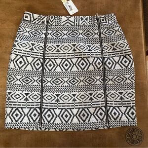 Quinn size M skirt. NWT. From Francesca’s